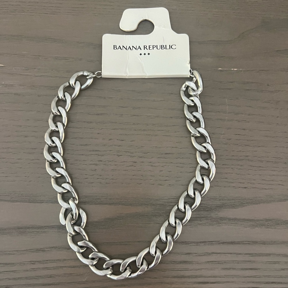 Banana Republic Factory silver curb chain necklace NEW